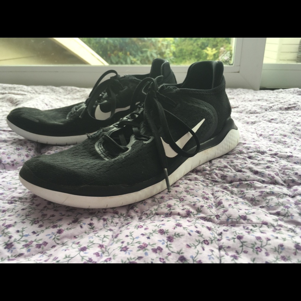 Nike free running shoes